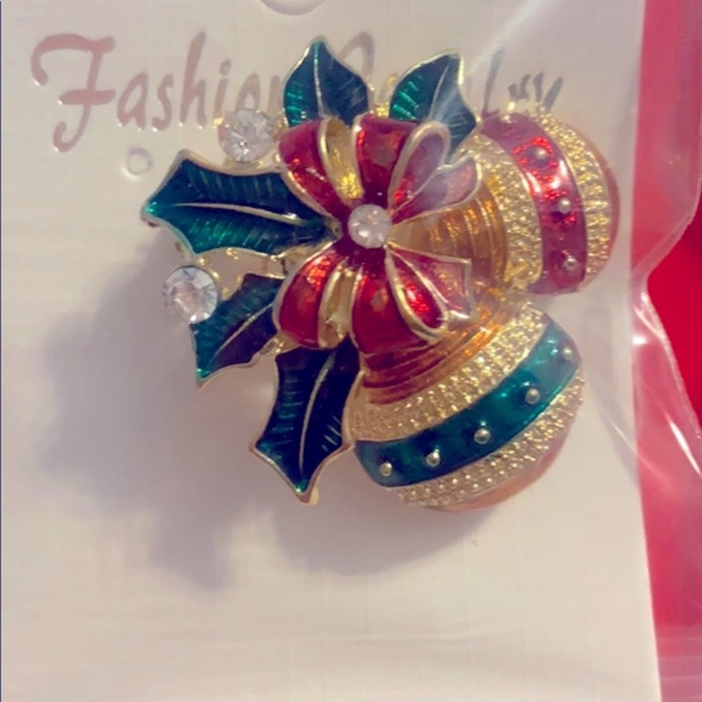 Christmas Bell Pin/Brooch